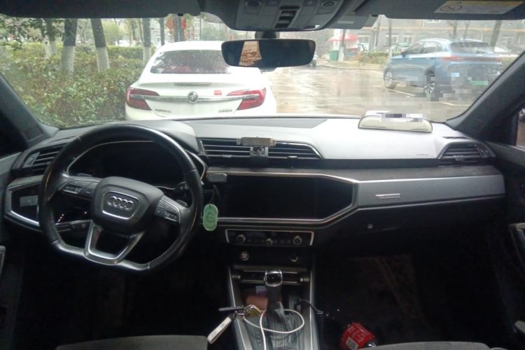 Used Audi Q3 2020 35 TFSI Fashion Dynamic Model
