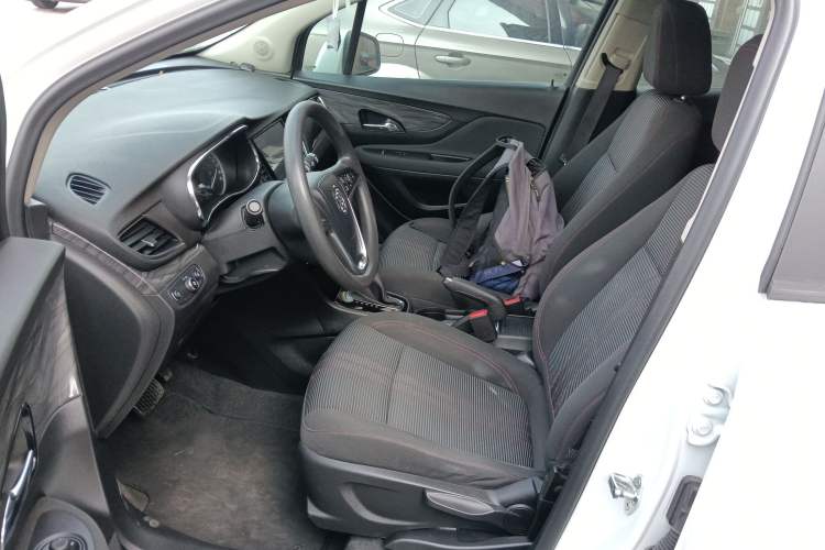 Used Buick Encore 2016 18T Automatic Two-Wheel Drive Urban Leading Edition
