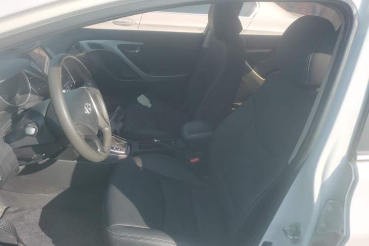 Used Hyundai Elantra 2013 1.6L Automatic Leading Model