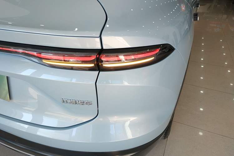 Used Nio EC6 2024 75 kWh
