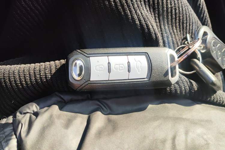 Used GAC Trumpchi GS4 2017 235T Automatic Two-Wheel Drive Luxury Smart Connectivity Version
