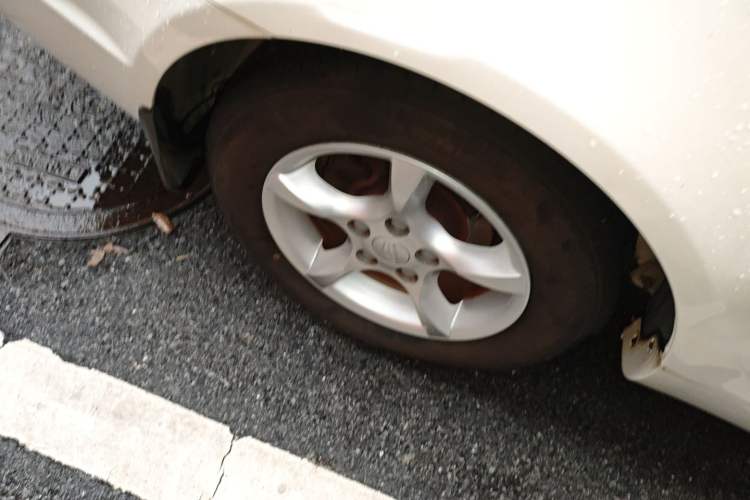 Used Geely Auto Emgrand 2014 Sedan 1.5L Manual Fashion Edition