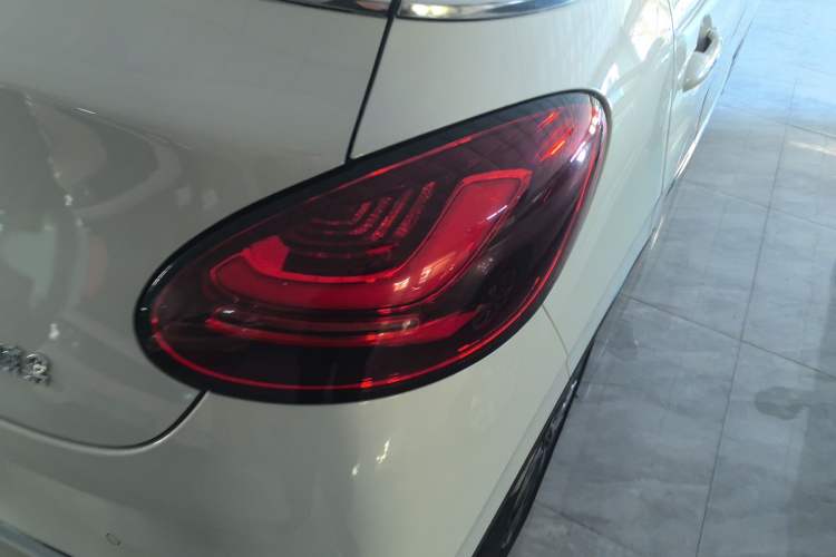 Used Wuling Bingo 2023 333 km Lingxi Connected+ Version
