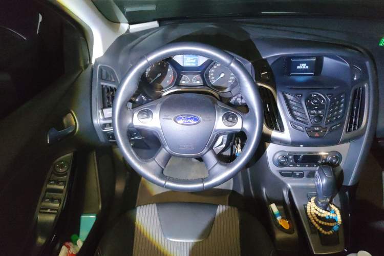 Used Ford Focus 2012 Hatchback 1.6L Automatic Fashion Edition
