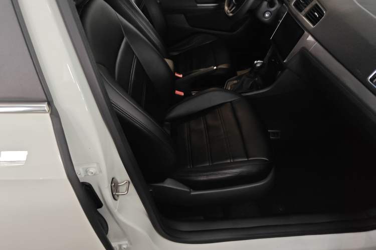 Used Volkswagen Lavida 2017 1.6L Automatic Fashion Edition
