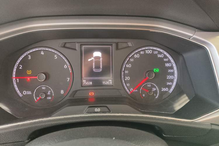 Used Volkswagen T-ROC 2019 230TSI DSG Two-Wheel-Drive Advanced Version China VI Standard
