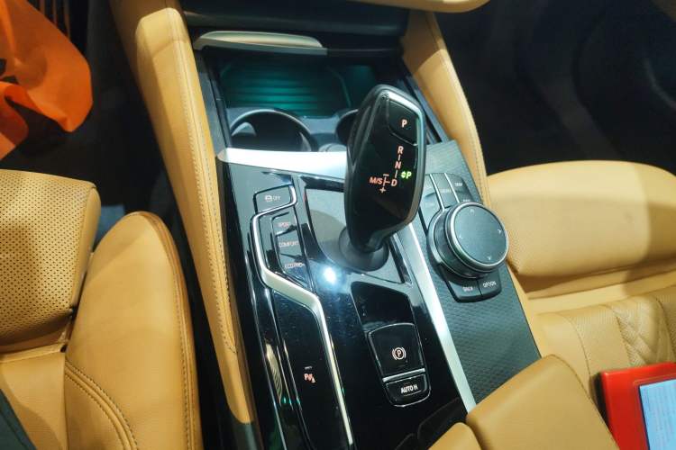 Used BMW 5 Series 2022 Second Facelift 525i M Sport Package