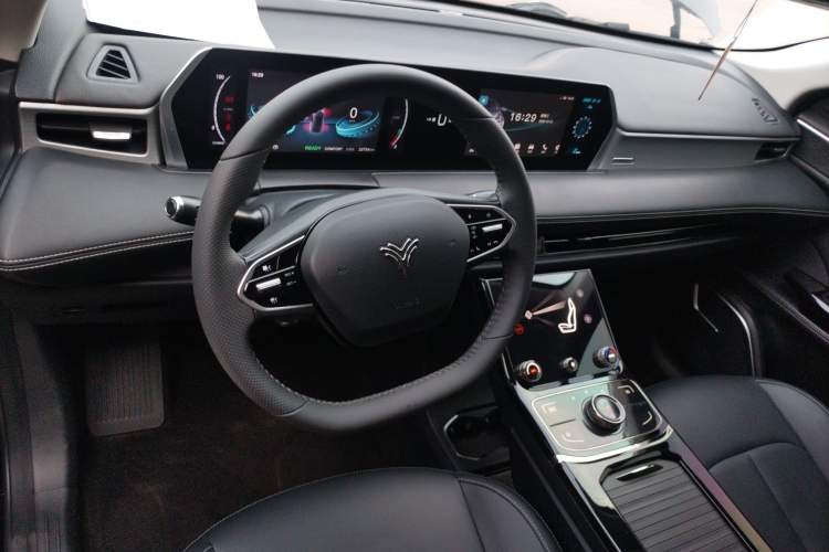 Used NETA U 2023 NETA U-Ⅱ 400 U-SHOW Edition Lithium-Ion Battery
