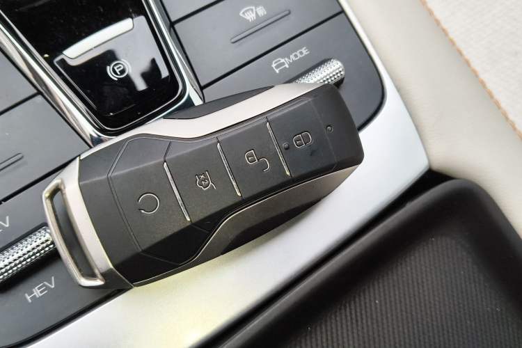 Used BYD Song PLUS New Energy 2021 DM-i 110KM Flagship Model
