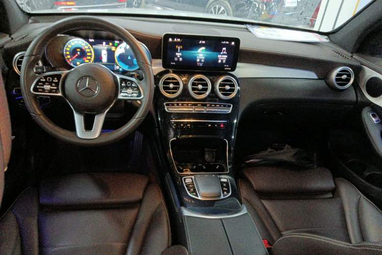 Used Mercedes-Benz GLC 2021 GLC 260 L 4MATIC Dynamic Edition
