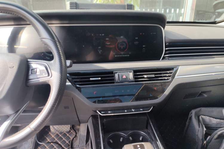 Used Hongqi HS5 2022 Revised Version 2.0T Smart Connect Flagship Edition