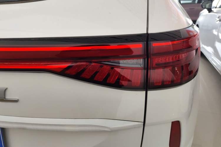 Used Haval H6 2024 1.5T Two-Wheel-Drive Classic Edition
