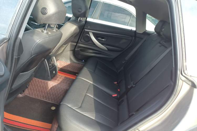 Used BMW 3 Series GT 2017 320i Sport Edition
