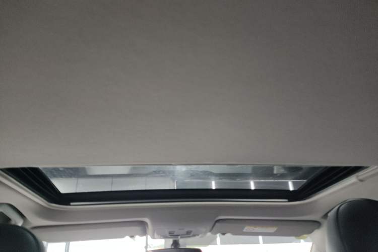 Used Toyota RAV4 2018 2.0L CVT Two-Wheel Drive Fashion X Edition