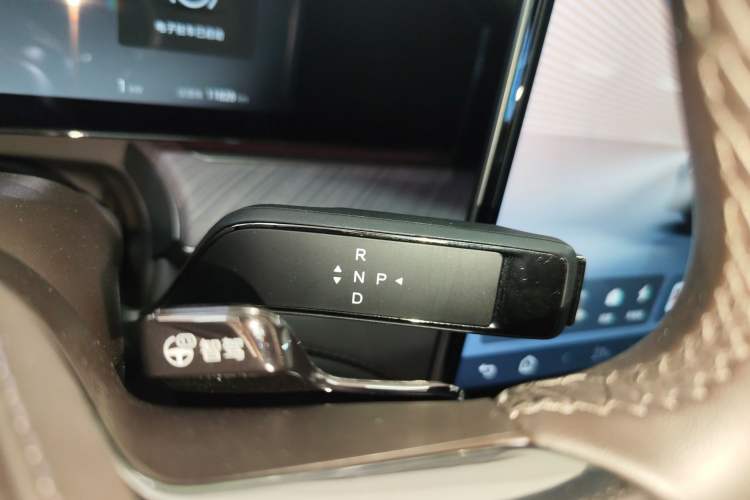 Used Denza Z9 2024 1100 km Four-Wheel Drive Max Version