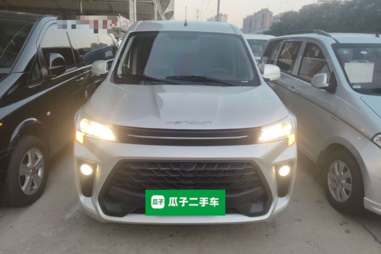 Used Dongfeng Fengon 380 2022 1.5L Comfort-Class Passenger Vehicle (Steel Spring) with 7 Seats

