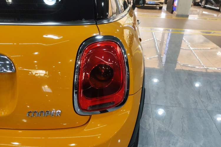 Used  MINI 2014 1.5T COOPER Fun