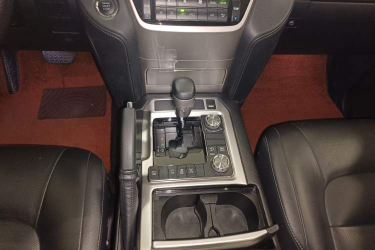 Used Toyota Land Cruiser (Parallel Import) 2017 4.0L GX 7-Seater U.S.-Spec Version