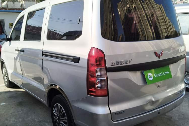 Used Wuling Hongguang V 2022 1.5L Jingqu Version Hydraulic Power Steering LAR
