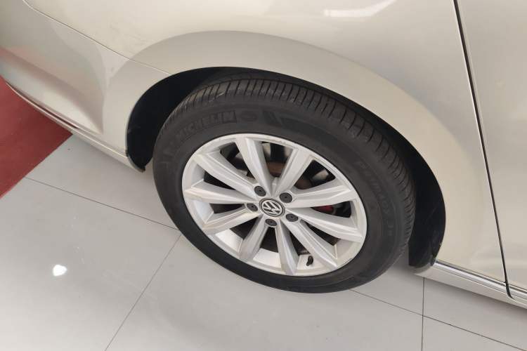 Used Volkswagen Magotan 2017 330TSI DSG Leading Model
