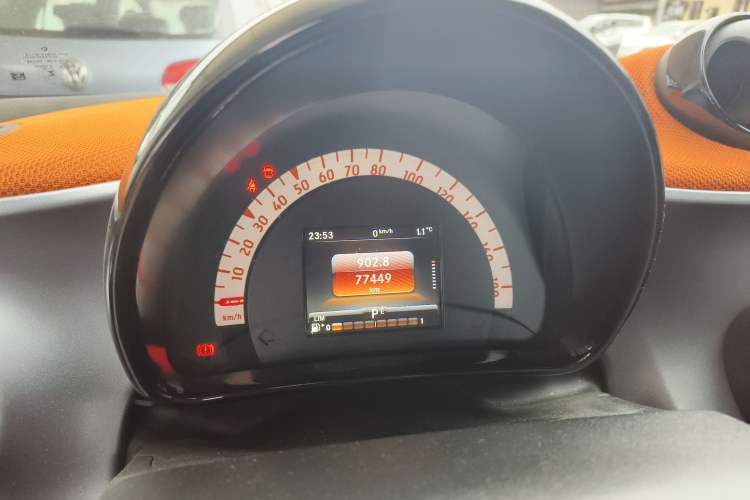 Used  fortwo 2015 1.0L 52 kW Hardtop Passion Edition