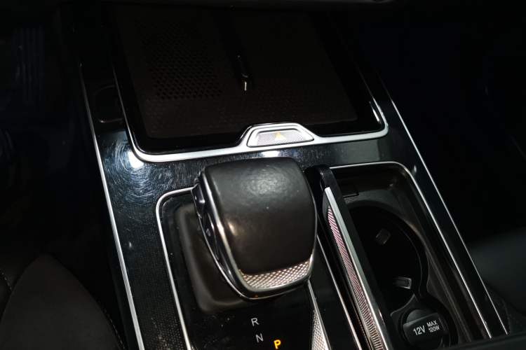 Used Hongqi HS5 2023 2.0T Four-Wheel Drive Flagship Pro Edition
