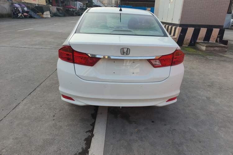 Used Honda City 2017 1.5L manual Comfort version