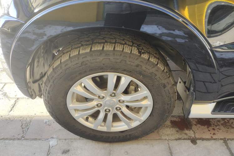 Used Mitsubishi Pajero 2017 V97 3.8L 5-Door GLS Model with Sunroof – Middle East
