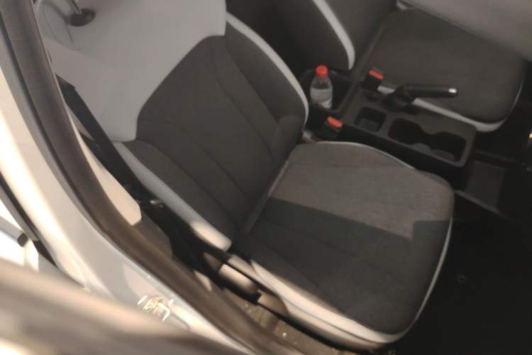 Used Geometry E Firefly 2024 301km Flowing Light
