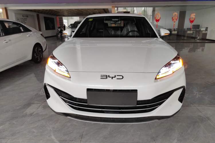 Used BYD Seal 06 New Energy 2024 DM-i 120KM Prestige Model
