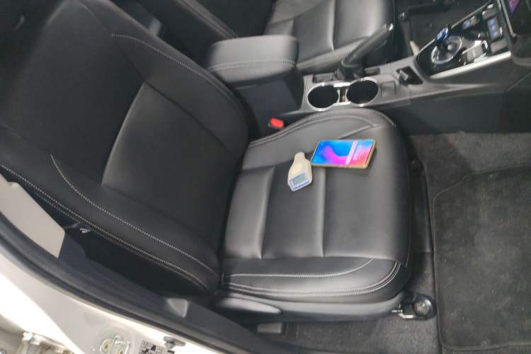 Used Toyota Corolla Hybrid E+ 2019 1.8L E-CVT Leading Edition
