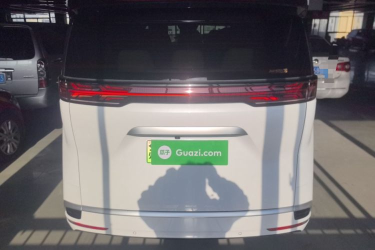 Used Denza D9 2022 DM-i 970 Four-Wheel Drive Prestige Model