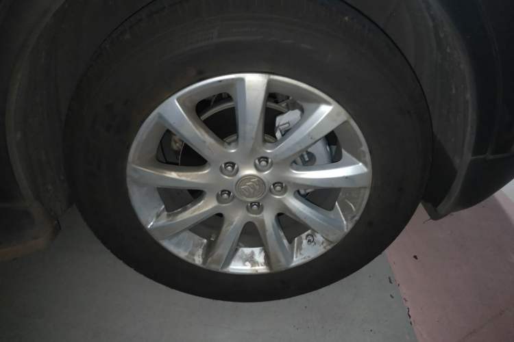 Used Buick Envision 2018 20T Two-Wheel-Drive Elite Model
