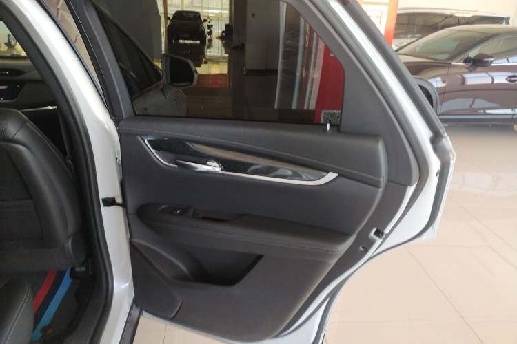 Used Cadillac XT5 2021 28T Luxury Version
