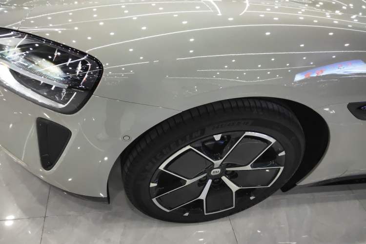 Used  SU7 2024 Rear-Drive Long-Range Intelligent Driving Version