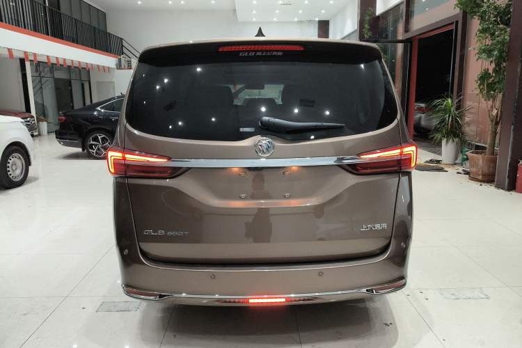 Used Buick GL8 2021 Land Cruiser Executive 652T Premium Model
