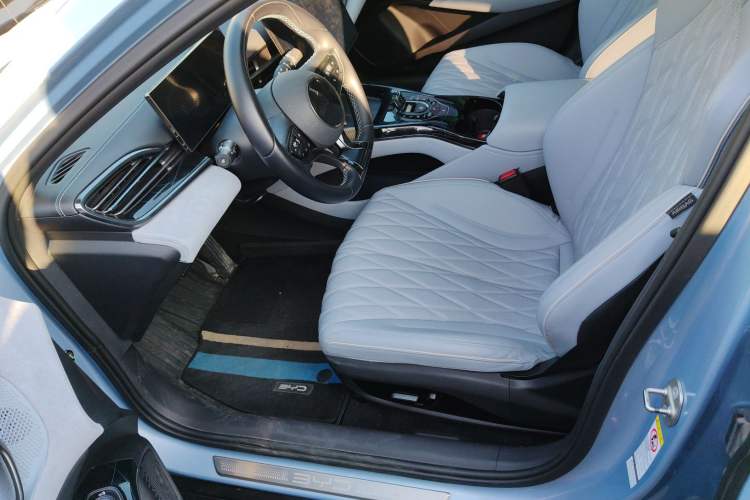 Used BYD Seal 2022 550 km Standard Range Rear-Wheel Drive Prestige Version
