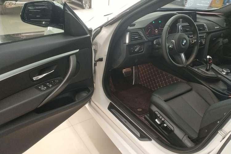 Used BMW 3 Series GT 2019 320i M Sport Package
