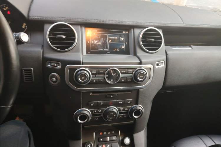 Used Land Rover Discovery 2015 3.0 SC V6 SE