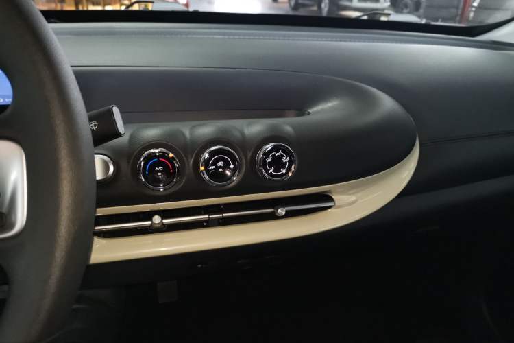 Used Wuling Bingo 2023 203km Light Edition