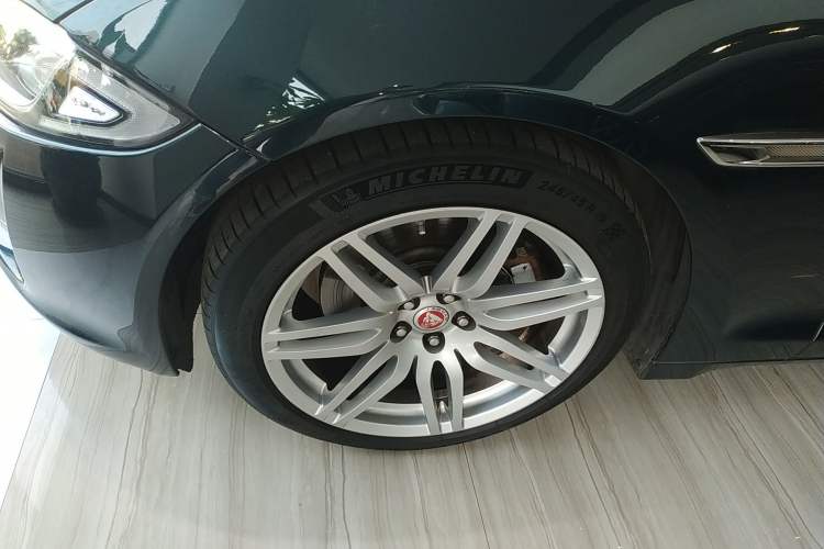 Used Jaguar XJ 2016 XJL 3.0 SC Two-Wheel-Drive Elegant Business Edition
