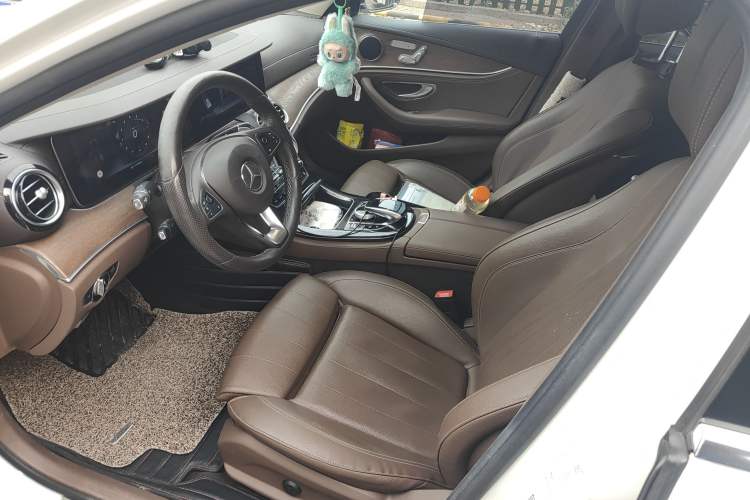 Used Mercedes-Benz E-Class 2016 E 200 L
