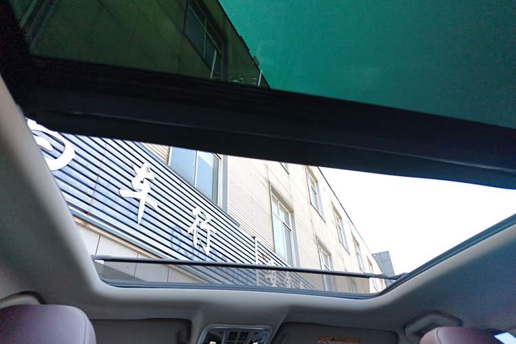 Used Wey VV7 2017 2.0T Ultra-Luxury Version
