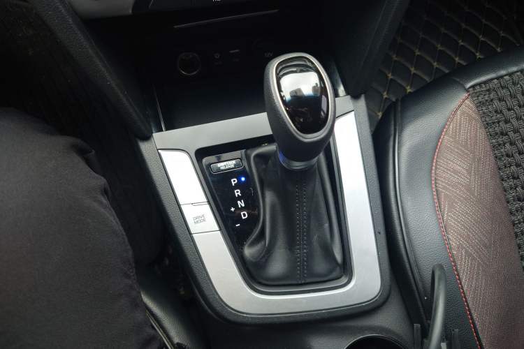 Used Hyundai Elantra 2016 1.6L Automatic ZhiXuan – Elite Version
