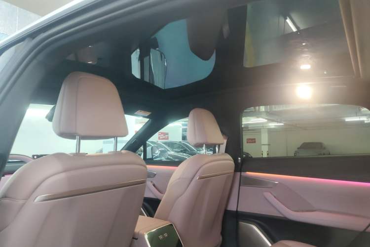 Used ONVO L60 2024 60 kWh Rear-Drive Version