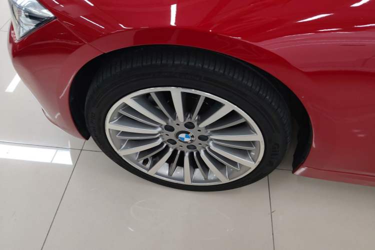 TDK.VehicleDetails.img