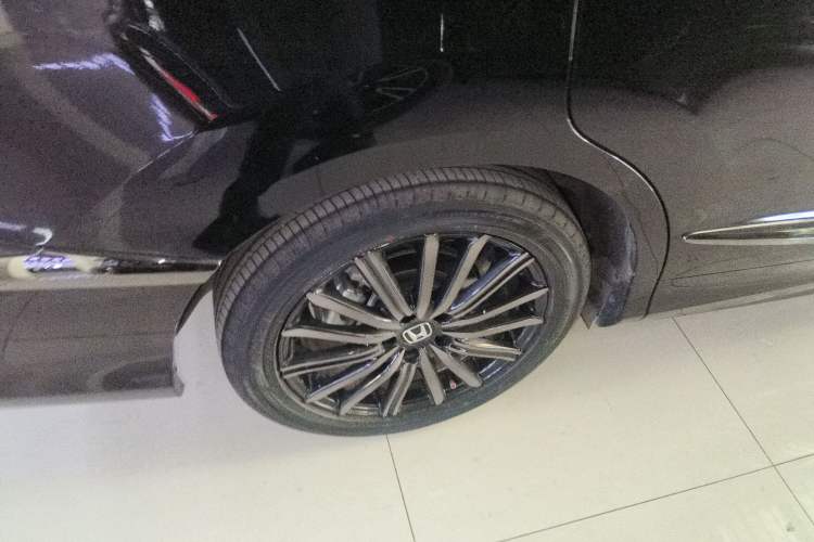 Used Honda Elysion 2024 2.0L eHEV Luxury Edition
