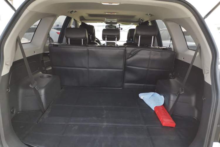 Used Chevrolet Captiva 2014 2.4L 4x4 Flagship Edition 7 Seats