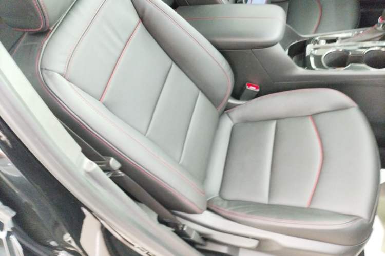 Used Chevrolet Equinox 2021 550T RS Smart Boundary-Pushing Edition