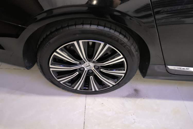 Used Volvo S90 2021 B5 Zhiyi Luxury Edition
